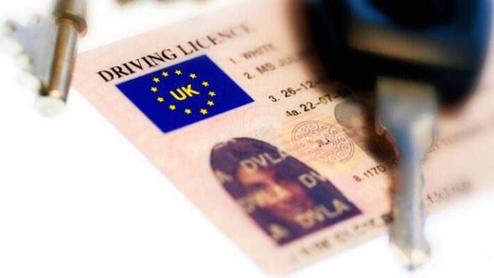 UK drivers licence checks